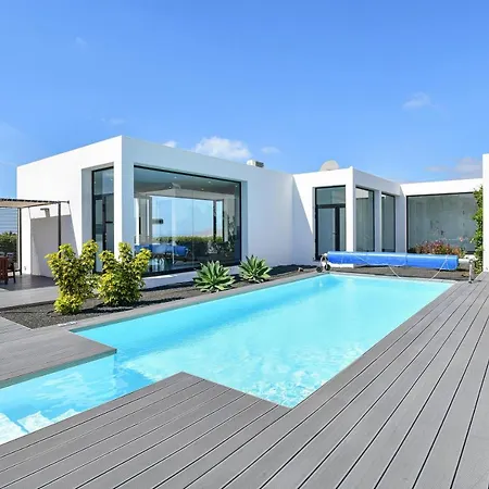 Iconic Villa La Asomada (Lanzarote)
